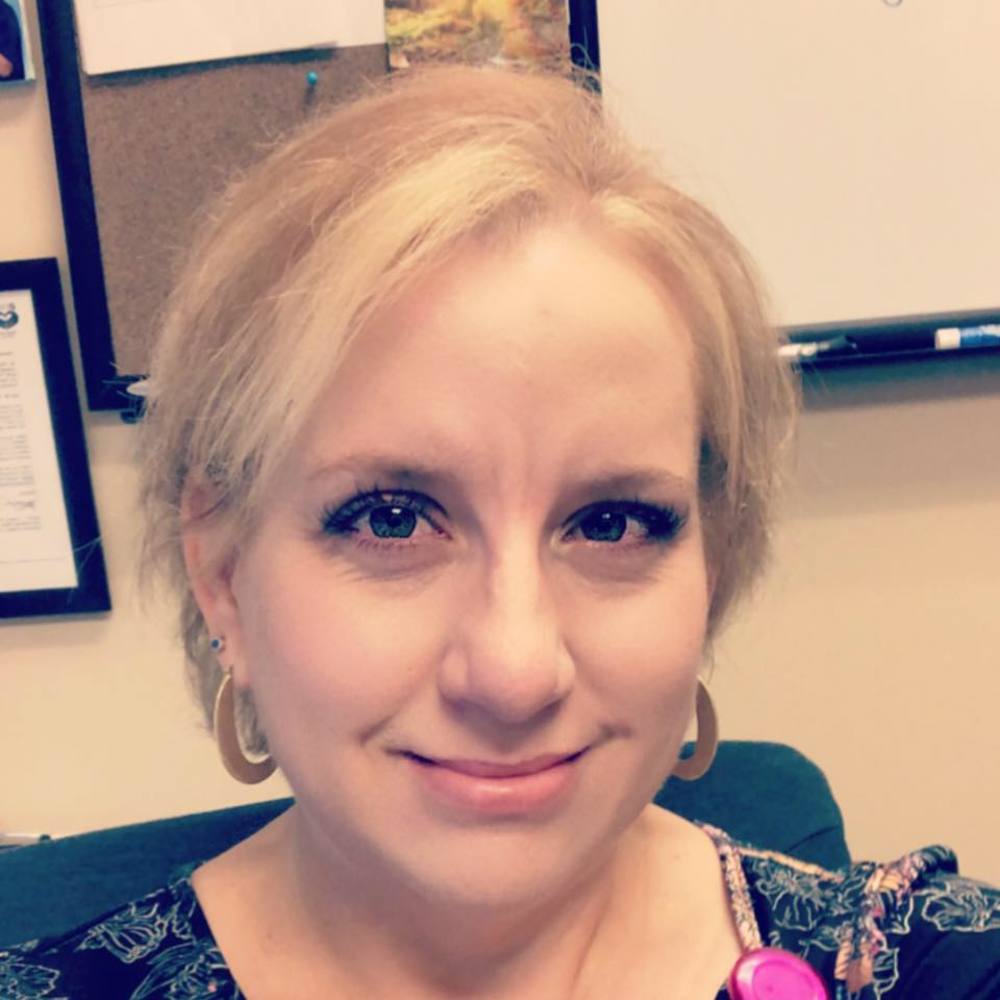 Meet your Posher, Jennifer